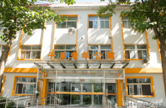 地方景不雅花圃、认知症从题花圃、屋顶菜园三